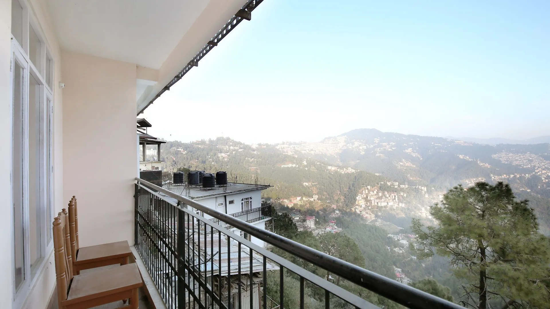 2Bhk Snow View Apartment 西姆拉