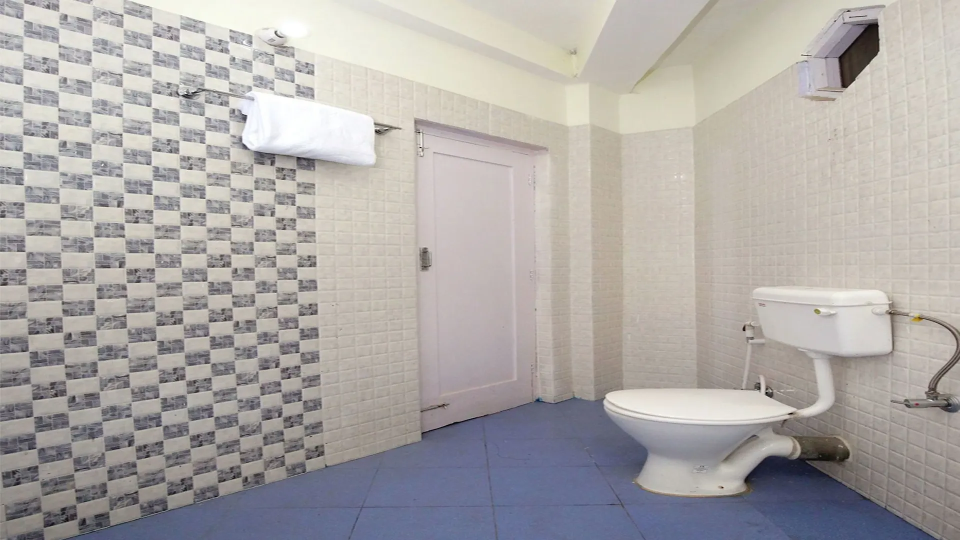 2Bhk Snow View Apartment 西姆拉 招待所